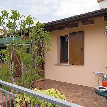 9 Muse Bed & Breakfast