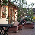 Bed & Breakfast 9 Muse